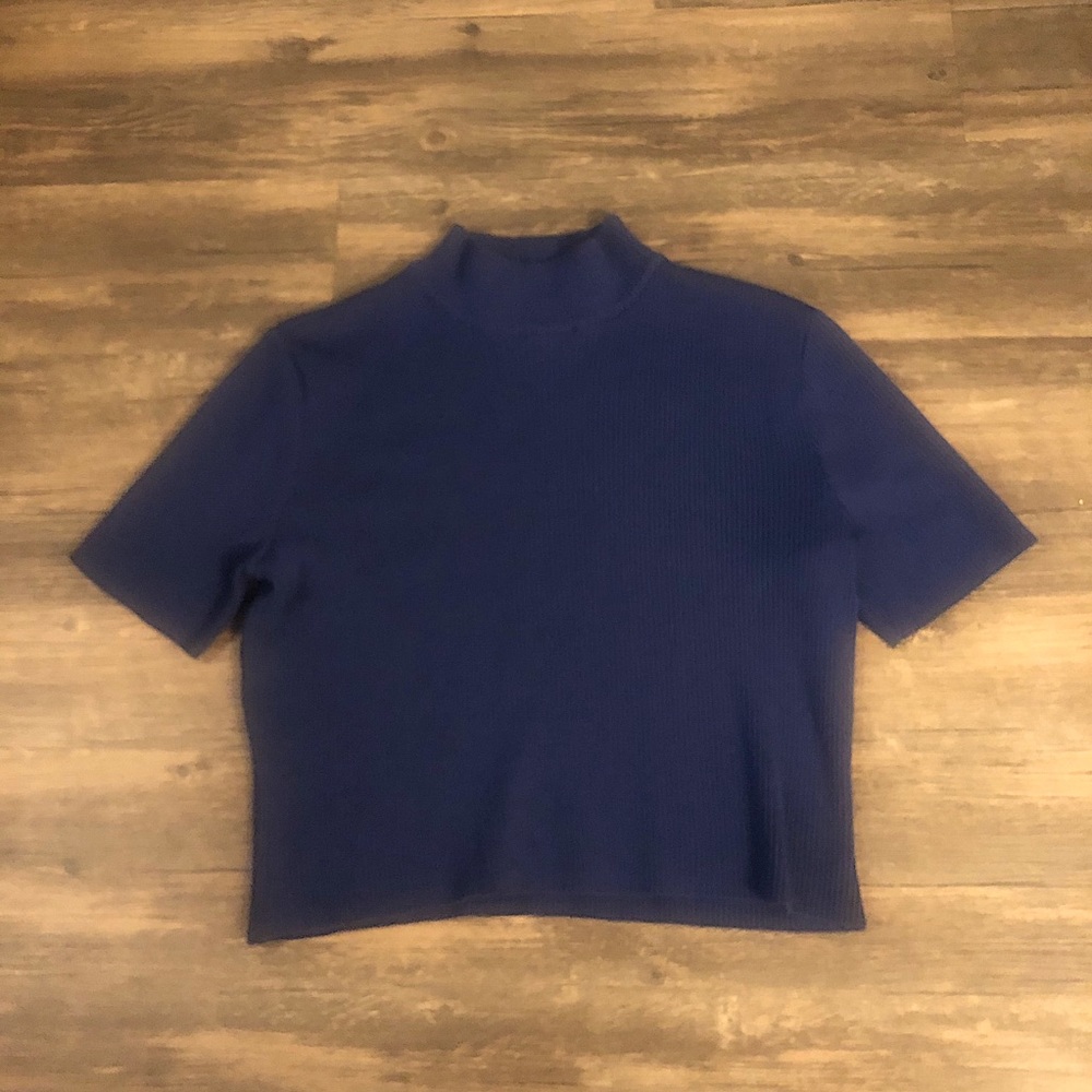 St. John cropped mock neck short sleeve sweater top sz M